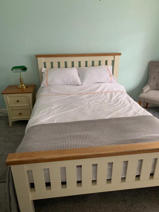 Debbie'S Digs Hotel Ашфорд Екстериор снимка